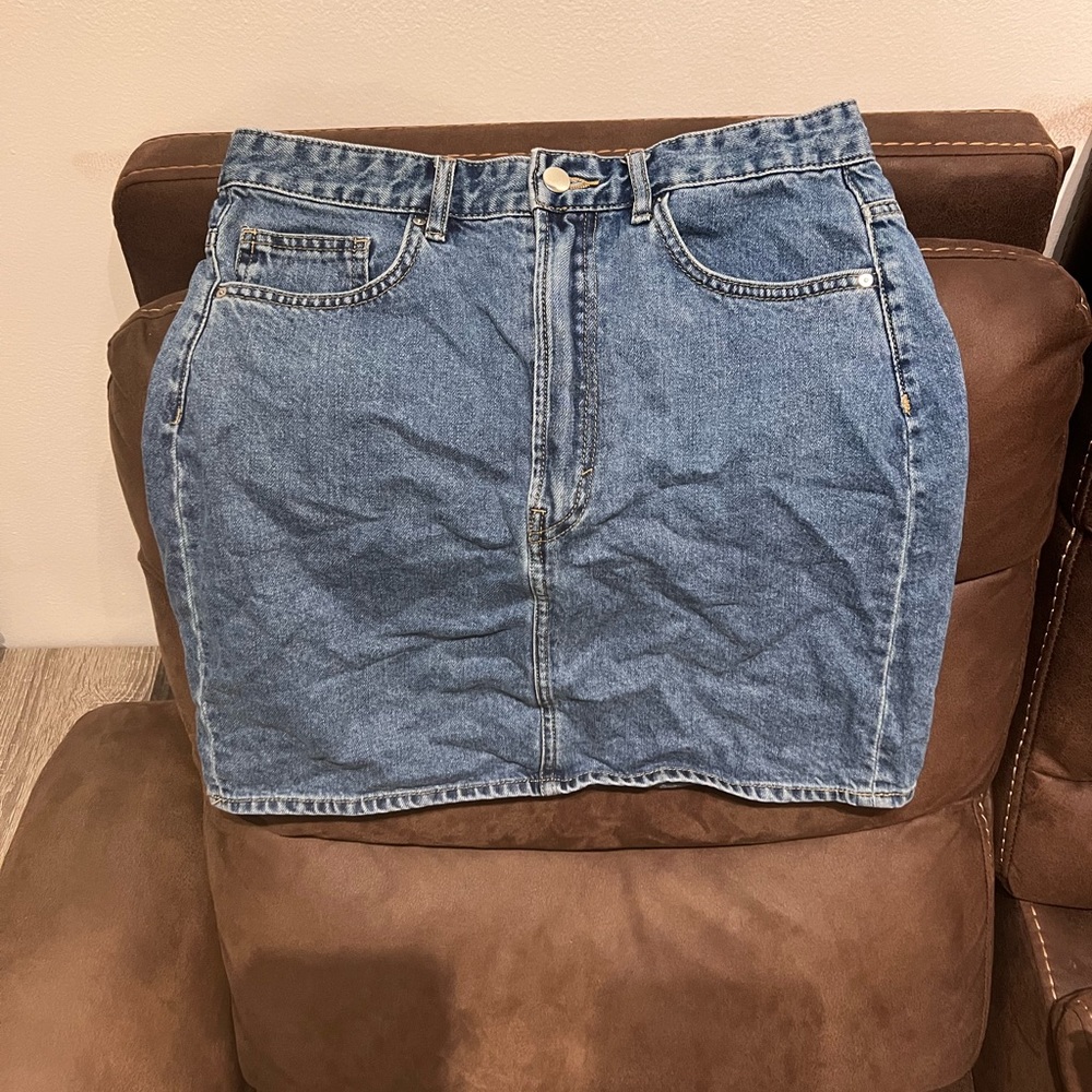 Denim skirt